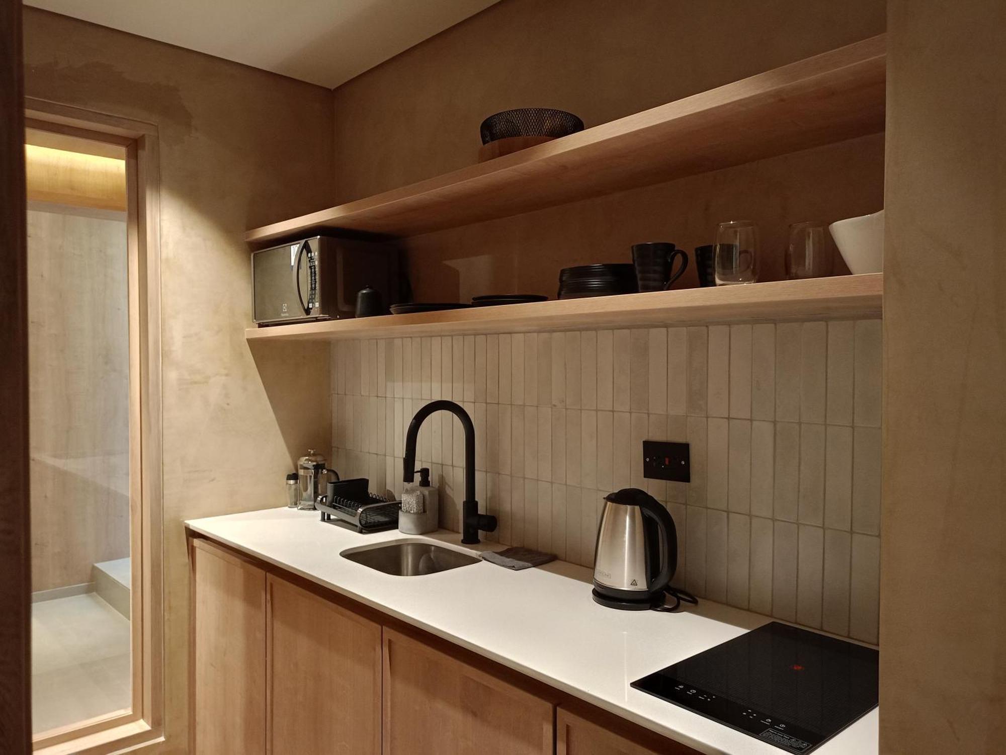 Casa Tokyo Manila By Xcay Home 麦德林 外观 照片
